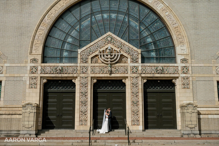 07 wedding photos at rodef shalom(pp w768 h511) - Emily + Eli | Carrie Furnace Wedding Photos