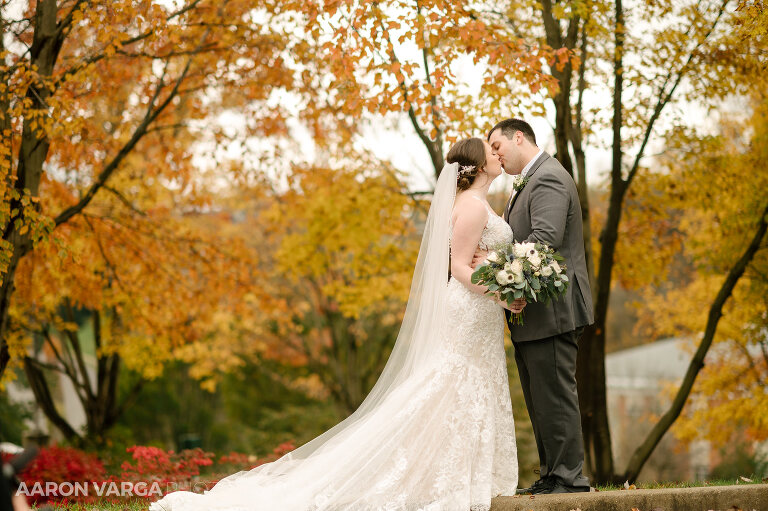 28 wedding photos fall foliage(pp w768 h511) - Alyssa + Tony | Southpointe Golf Club Wedding Photos