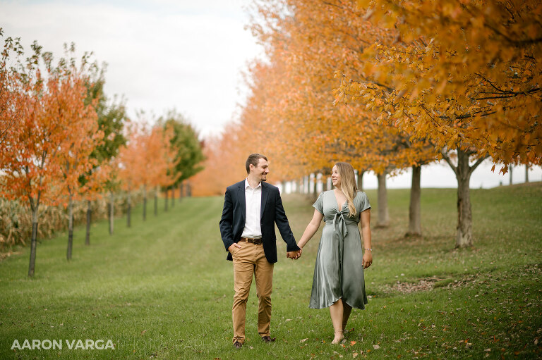 25 fall engagement photos trees(pp w768 h511) - Janell + Kyle | Ohiopyle State Park Engagement Photos