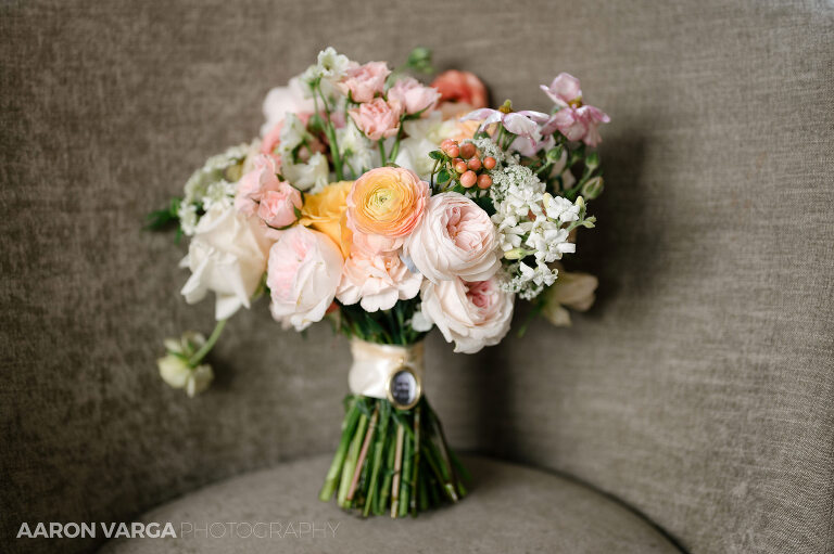 02 renaissance hotel wedding flowers(pp w768 h511) - Katie + Angelo | Renaissance Pittsburgh Hotel Wedding Photos