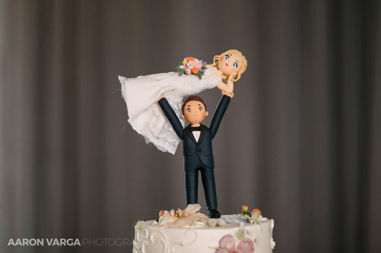 44 renaissance hotel wedding cake topper(pp w768 h511) - Katie + Angelo | Renaissance Pittsburgh Hotel Wedding Photos