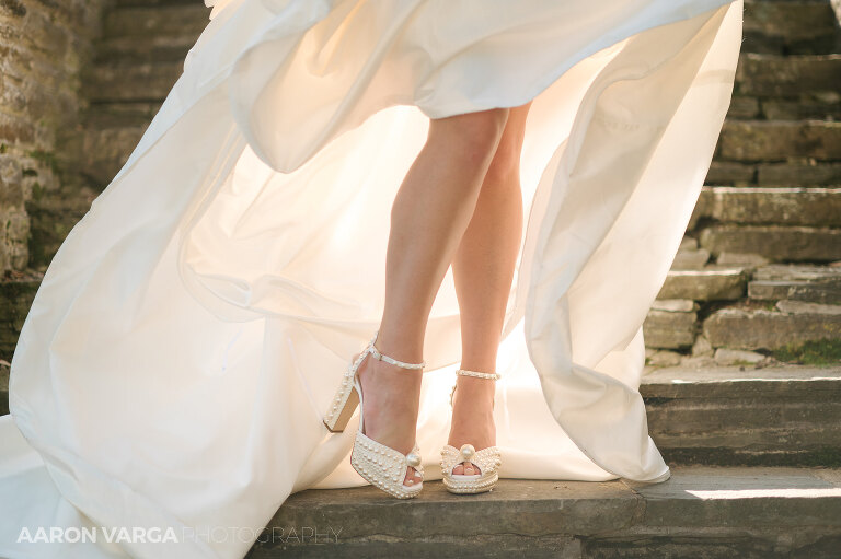 32 longue vue club bride dress shoes(pp w768 h511) - Maddie + Luke | Longue Vue Club Wedding Photos