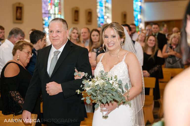 16 club at blackthorne wedding processional(pp w768 h511) - Janell + Kyle | Club At Blackthorne Wedding Photos
