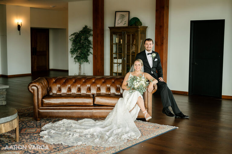 40 club at blackthorne leather couch photos(pp w768 h511) - Janell + Kyle | Club At Blackthorne Wedding Photos
