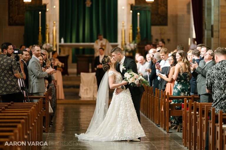 22 sacred heart catholic church(pp w768 h511) - Noelle + Mark | Longue Vue Club Wedding Photos