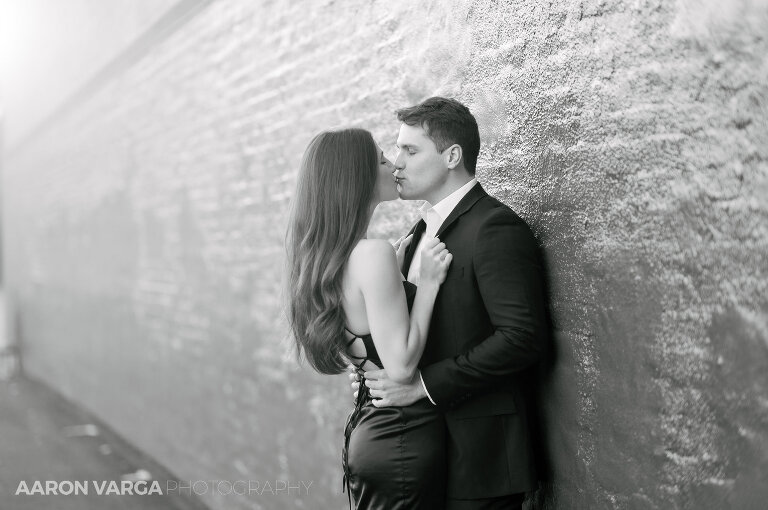 08 sunset engagement photos downtown pittsburgh(pp w768 h510) - Meredith + LJ | Downtown Pittsburgh and North Shore Engagement Photos
