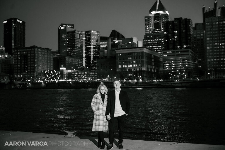 29 north shore engagement photos(pp w768 h511) - Kassandra + Nate | Cocktail Bar and North Shore Engagement Photos