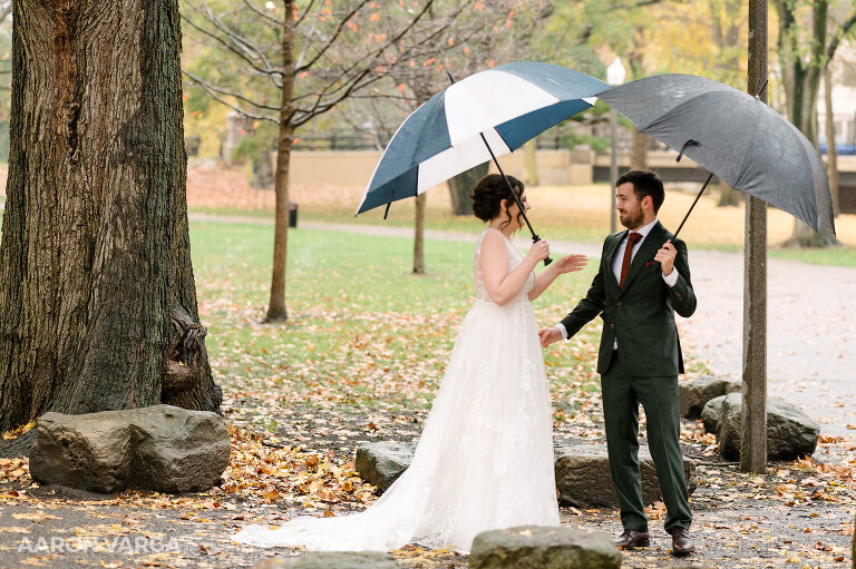 04 first look wedding rain(pp w768 h511) - Anna + Josh | National Aviary Wedding Photos