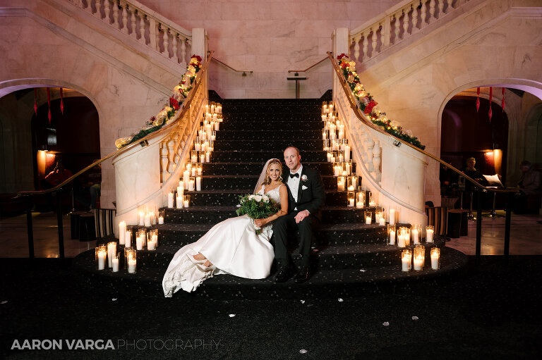 47 renaissance hotel pittsburgh stairs(pp w768 h511) - Ashley + Jordan | Renaissance Pittsburgh Hotel Wedding Photos