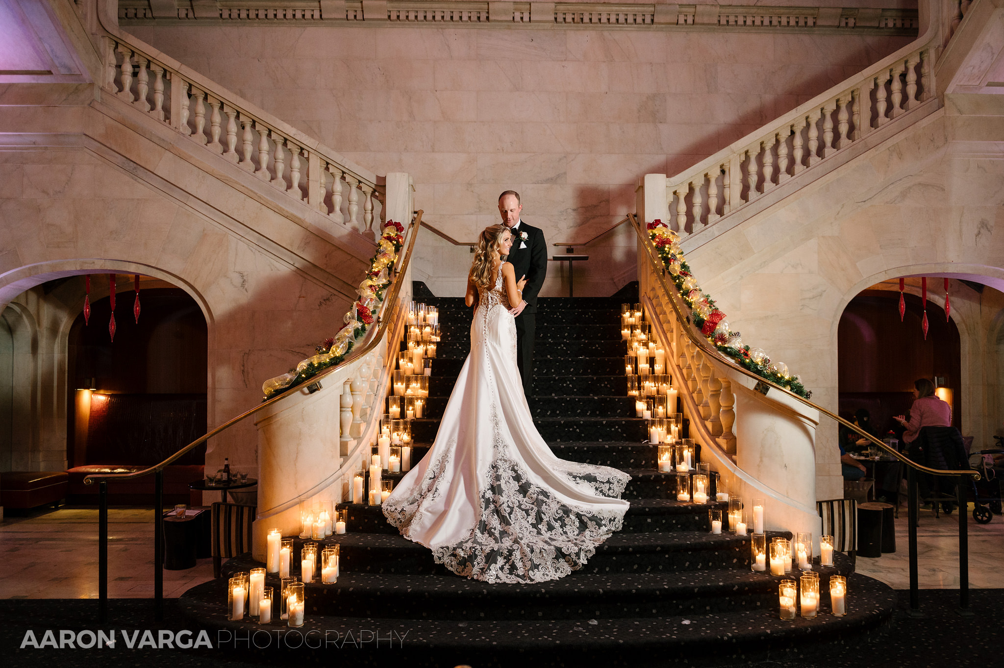 60 night winter photos renaissance hotel - Ashley + Jordan | Renaissance Pittsburgh Hotel Wedding Photos