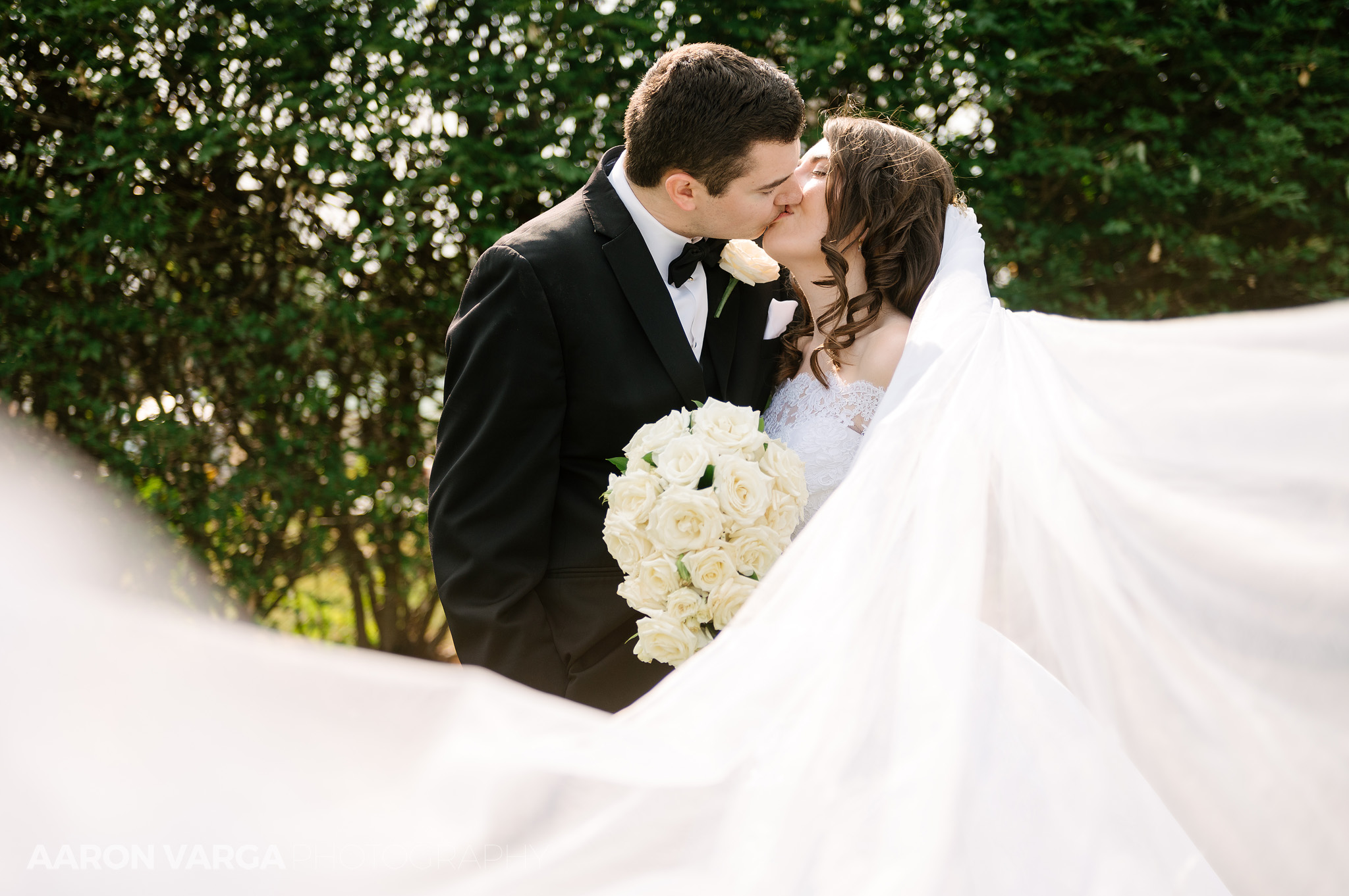 Shannopin Country Club Wedding - Theresa + Matt | Shannopin Country Club Wedding Photos