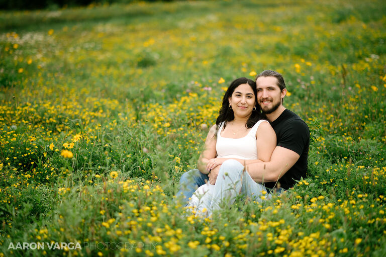 24 north park lake summer flowers(pp w768 h511) - Maria + Daniel | North Park Engagement Photos