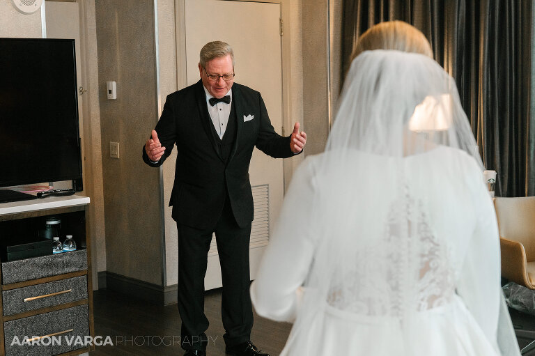 09 Renaissance Hotel Pittsburgh Wedding Photos 1(pp w768 h511) - Stephanie + Ryan | Renaissance Pittsburgh Hotel Wedding Photos