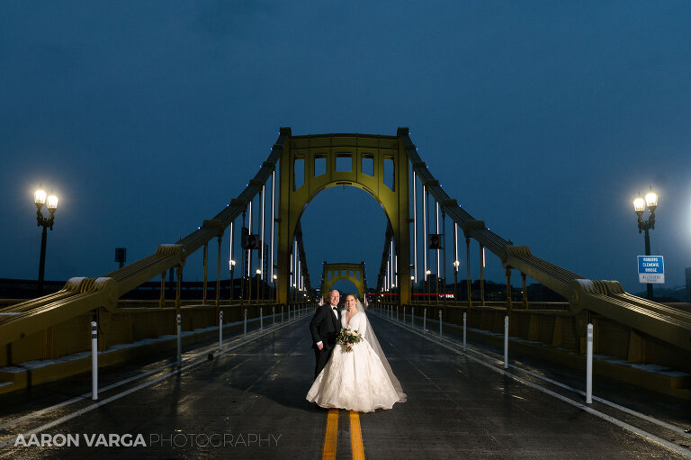30 Renaissance Hotel Pittsburgh Wedding Photos(pp w768 h511) - Stephanie + Ryan | Renaissance Pittsburgh Hotel Wedding Photos