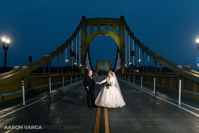 31 Renaissance Hotel Pittsburgh Wedding Photos(pp w768 h511) - Stephanie + Ryan | Renaissance Pittsburgh Hotel Wedding Photos