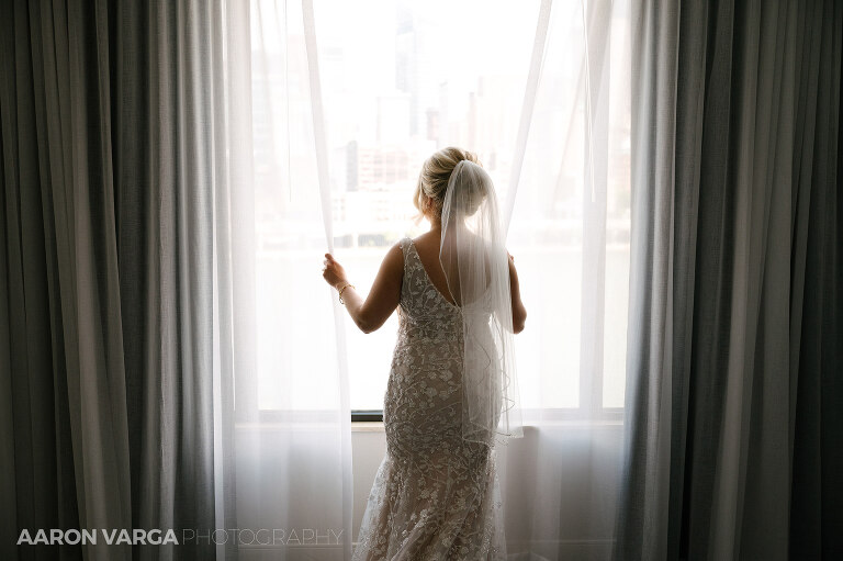 08 Sheraton Station Square Wedding Photos(pp w768 h511) - Shannon + Jim | Sheraton Station Square Wedding Photos