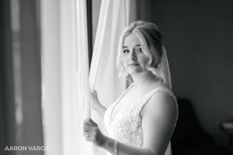 09 Sheraton Station Square Wedding Photos(pp w768 h511) - Shannon + Jim | Sheraton Station Square Wedding Photos