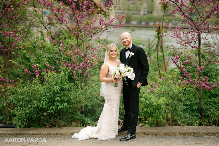 35 Sheraton Station Square Wedding Photos(pp w768 h511) - Shannon + Jim | Sheraton Station Square Wedding Photos