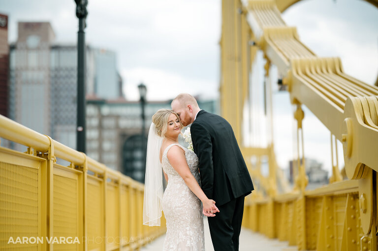 45 Sheraton Station Square Wedding Photos(pp w768 h511) - Shannon + Jim | Sheraton Station Square Wedding Photos
