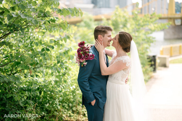 17 National Aviary Wedding Pittsburgh(pp w768 h511) - Hannah + PJ | National Aviary Wedding Photos